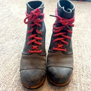 Sorel pdx Premium Wedge Bootie Size 9 Great Condition